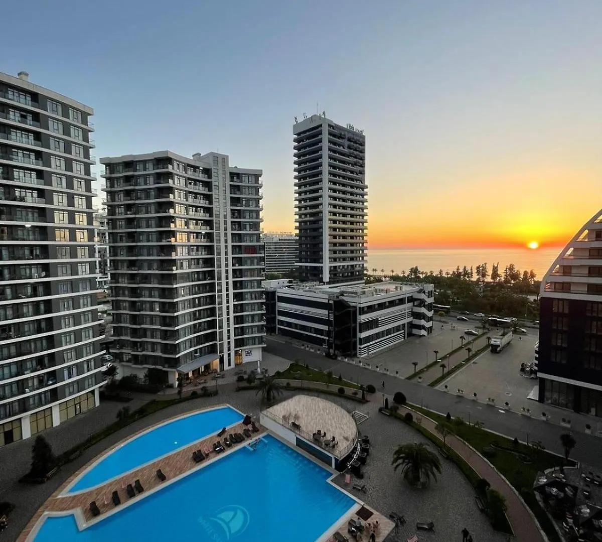 Apartments Batumi Lech And Maria Kaczynski Street 5 0*,
